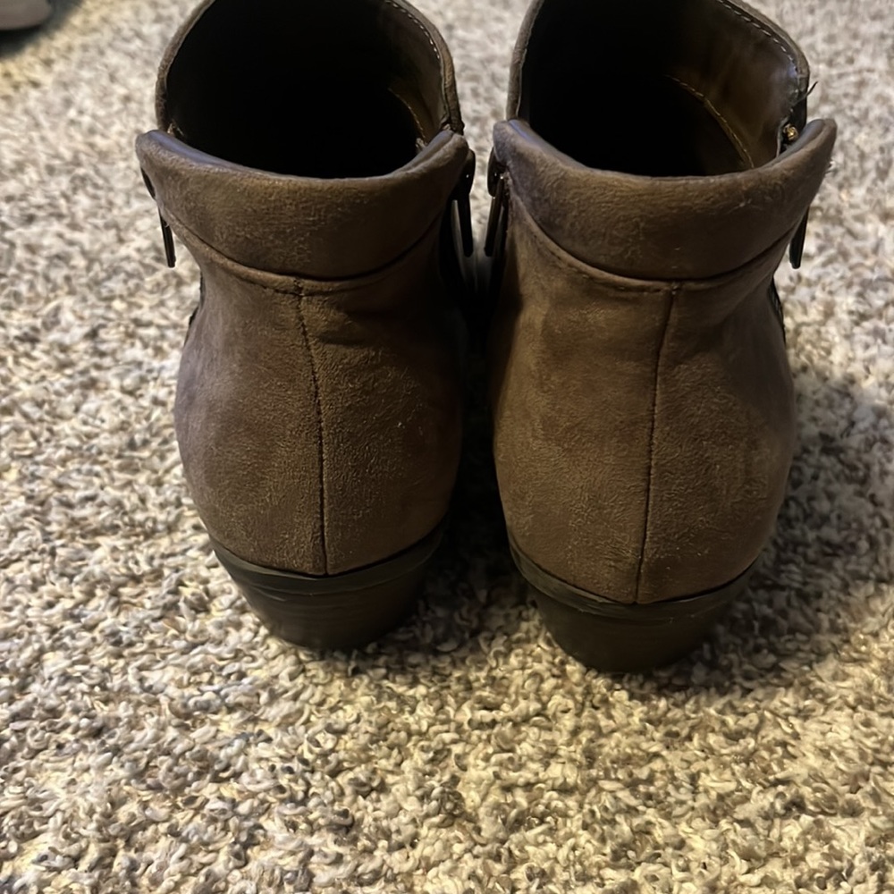 Suede booties - Picture 4 of 5